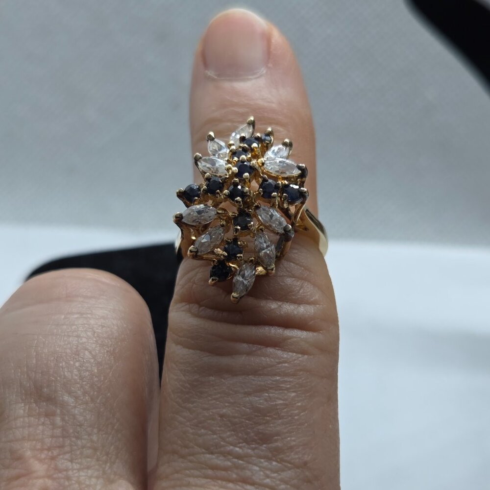 ring - Picture 7 of 7